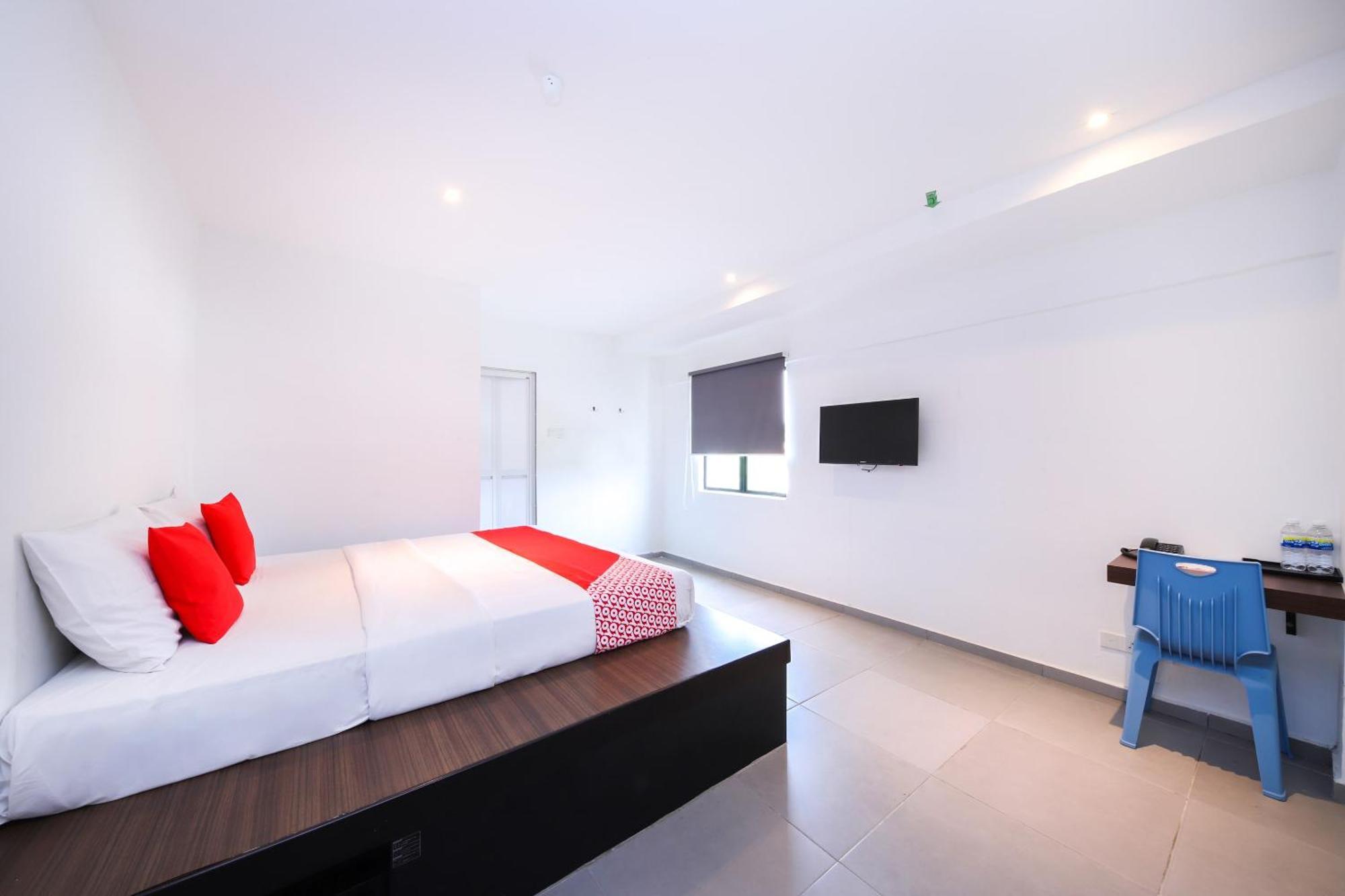 Super Oyo 246 Link Inn Johor Bahru Exterior photo